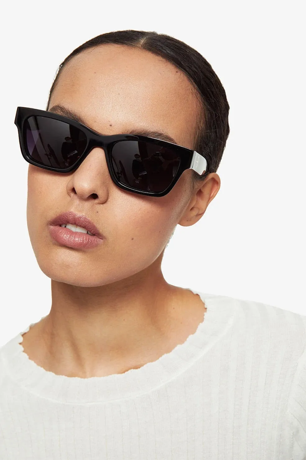 Anine Bing - Daria Sunglasses in Black